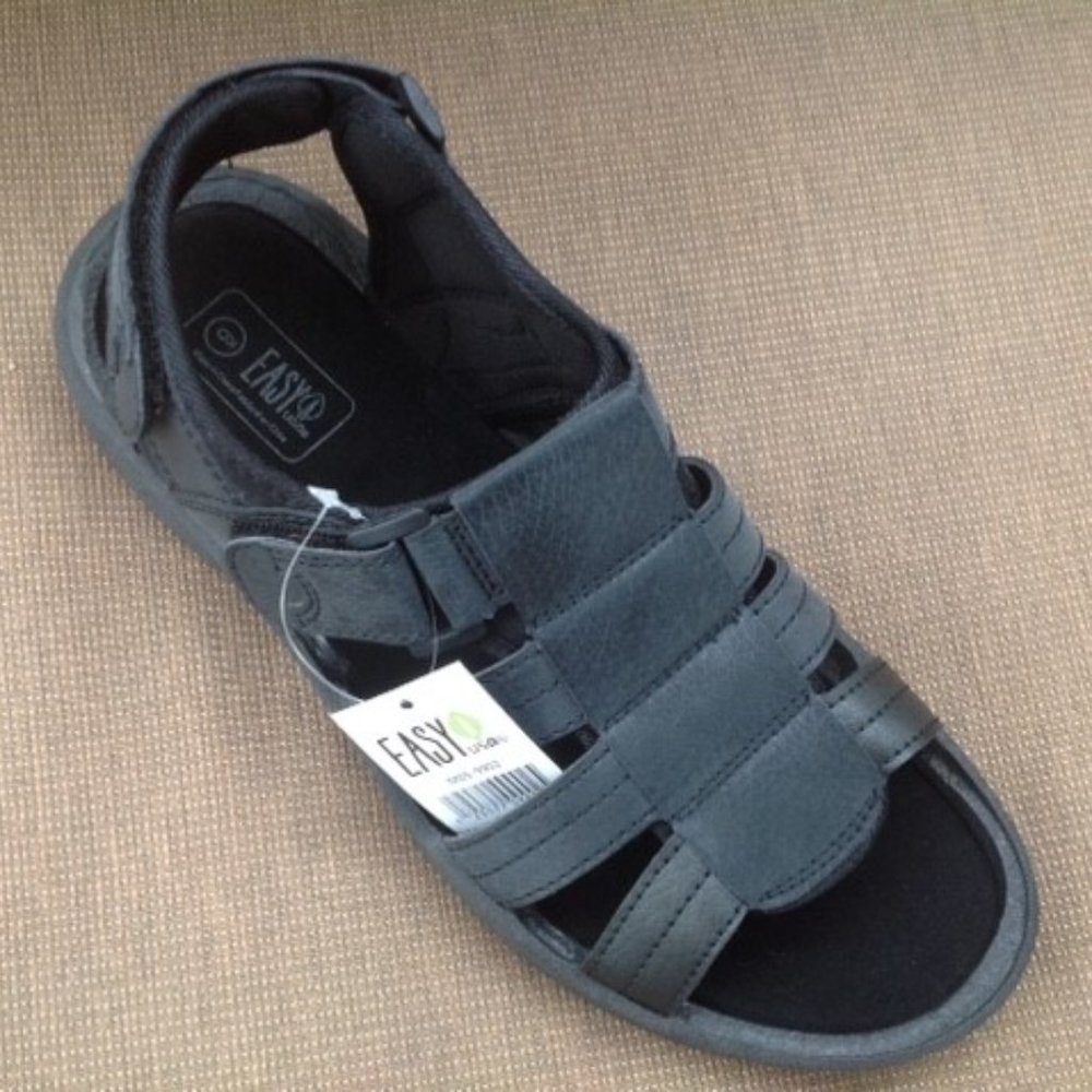 CLOSE OUT! Mens BLACK SANDALS Easy USA